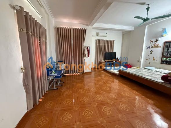 Nhà Đại Phúc - Đường ô tô 76.9m² full nội thất, Sổ hồng chính chủ