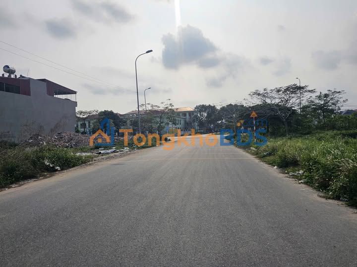 Đất nền Chu Mẫu 2 Quế Võ 180m² 11 tỷ - Đường to ô tô