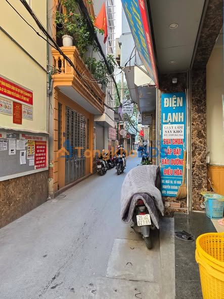 Nhà Cầu Giấy 25m² - Ngõ Thông Kinh Doanh Đắc Lợi - Sổ Đỏ Chính Chủ 6.9 Tỷ