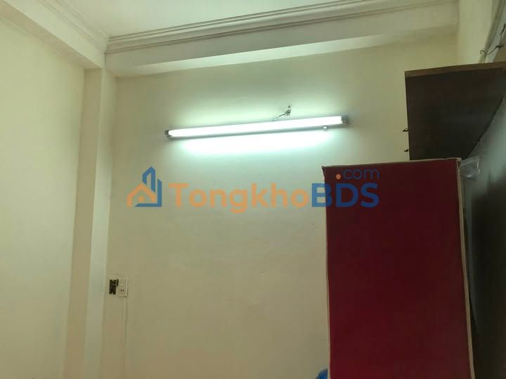 Phòng Trọ 14m² Khâm Thiên, Đống Đa - Giá 1.4 Triệu, Sẵn Sàng Ở Ngay
