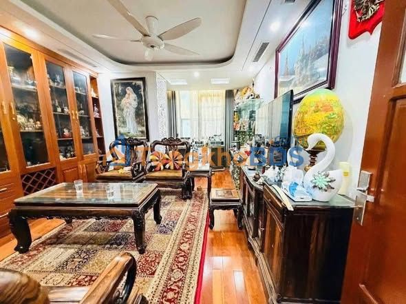 Bán Nhà Lô Góc 5 Tầng Phố Ngọc Hà, Ba Đình - 40m² - Sát Mặt Phố