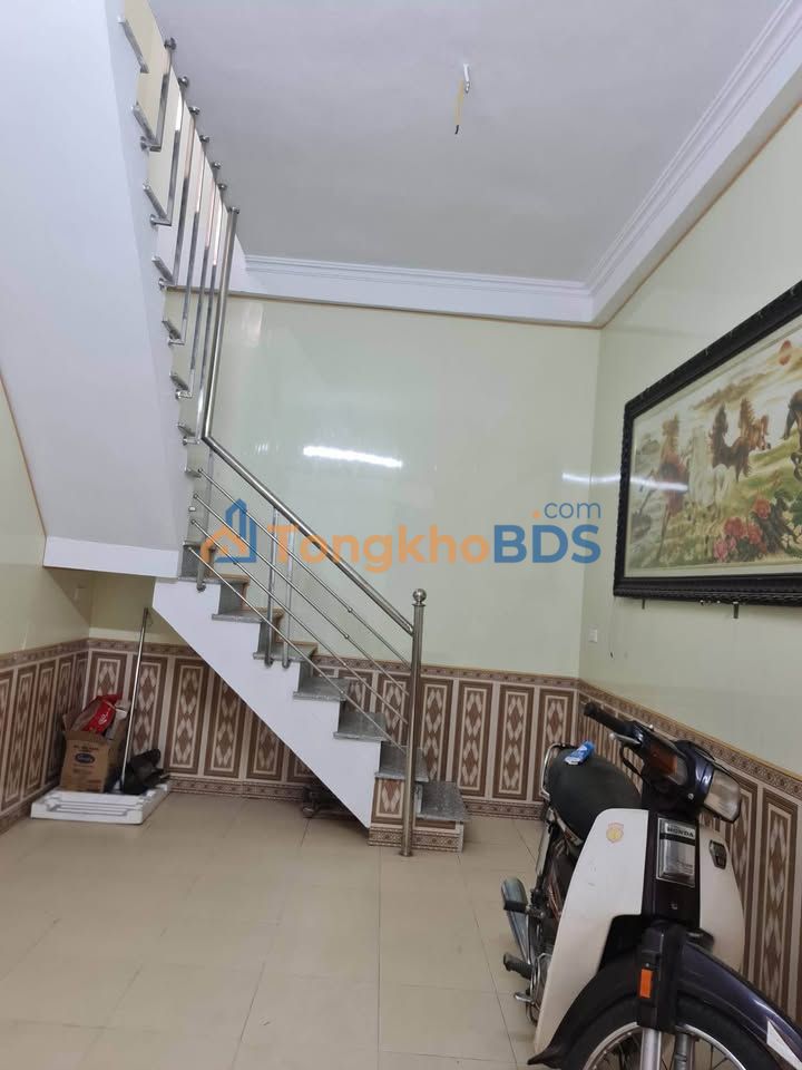 Cho thuê nhà 2 tầng đường Nguyễn Văn Trỗi, Nam Định - Giá 3 triệu