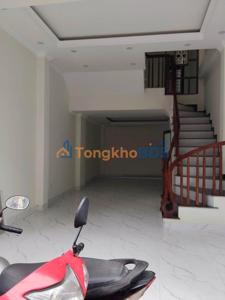 Nhà Ngũ Hiệp Thanh Trì 40m² giá 5 tỷ - Ô tô vào tận nhà