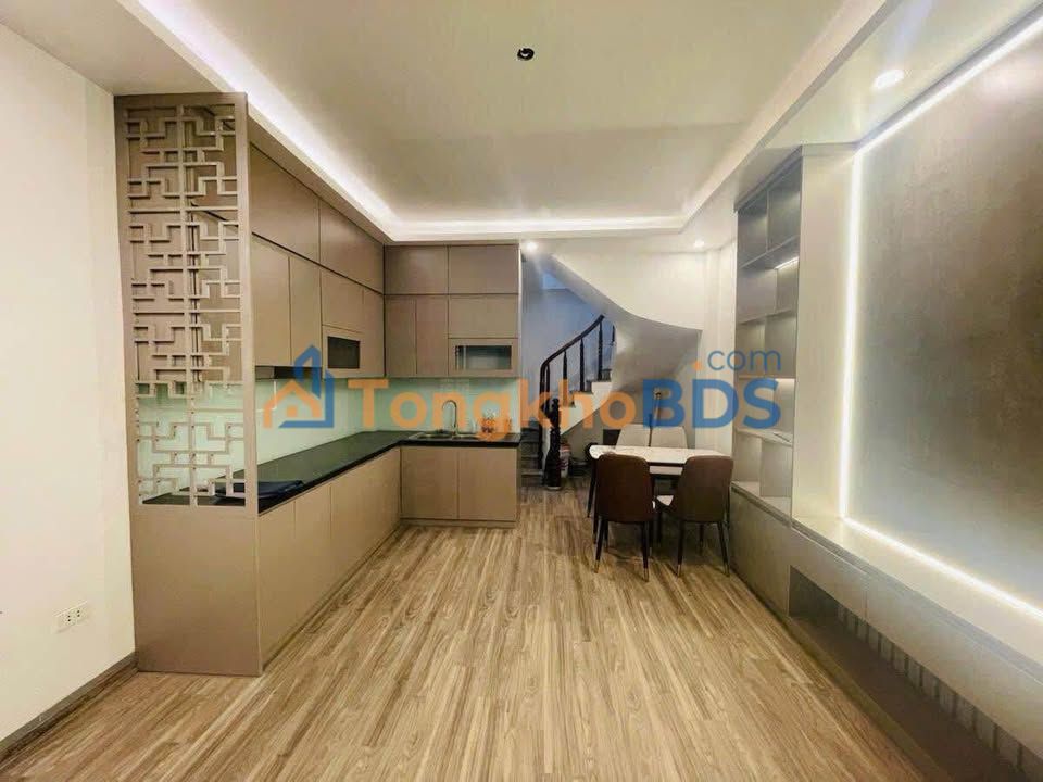 Nhà 5 Tầng Mỹ Đình 30m² Sổ Đỏ Chính Chủ Giá 6.8 Tỷ