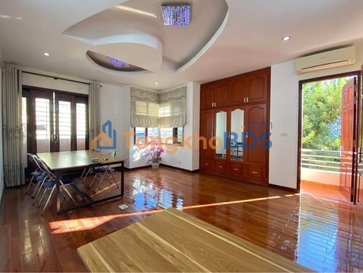 Văn phòng 35m² Hoàng Ngân, Cầu Giấy - Giá 6 Triệu, View Công Viên Thoáng Đãng