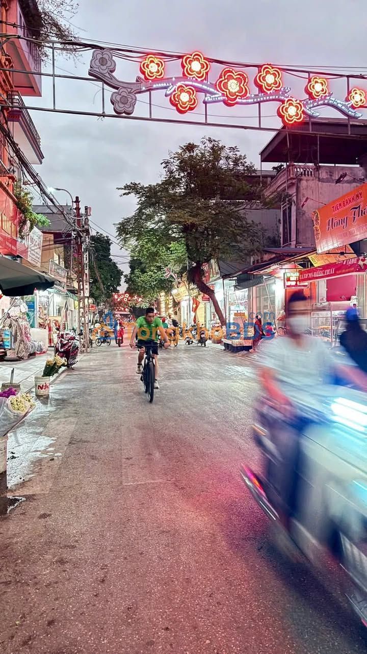 Bán Nhà 3 Tầng Mặt Tiền Kinh Doanh 100m² Phường Phúc La, Hà Đông - Giá Thỏa Thuận