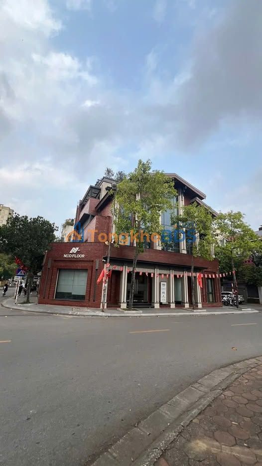 Townhouse Hoàng Thế Thiện Long Biên 600m² thỏa thuận - Mặt tiền kinh doanh