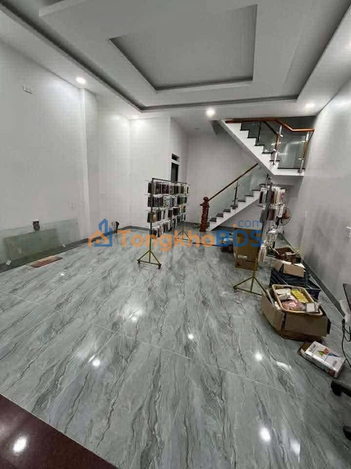 Nhà Mặt Tiền TTTH21, Q.12 - 105m², 3PN, 15 Triệu/Tháng - Kinh Doanh/Ở Ngay!