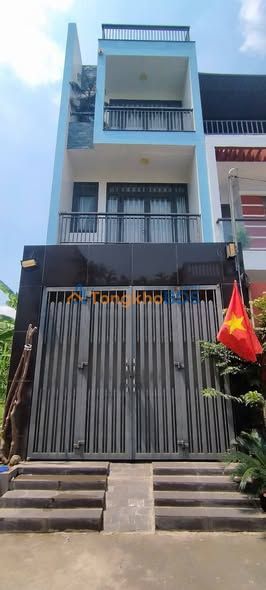 Nhà Nguyên Căn 150m² Quận 9 - 4PN Full Nội Thất, Giá 10 Triệu/Tháng