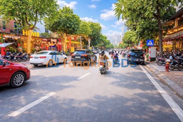 Nhà Mặt Phố Nguyễn Văn Lộc, Hà Đông - Kinh Doanh Đỉnh Cao, 86.5m², Giá 2 Tỷ