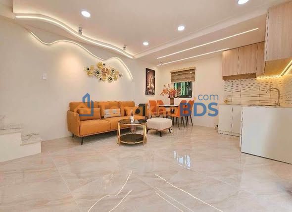 Nhà Góc Hẻm Thông 32m² - 4.1 Tỷ, Gần Vincom Quang Trung