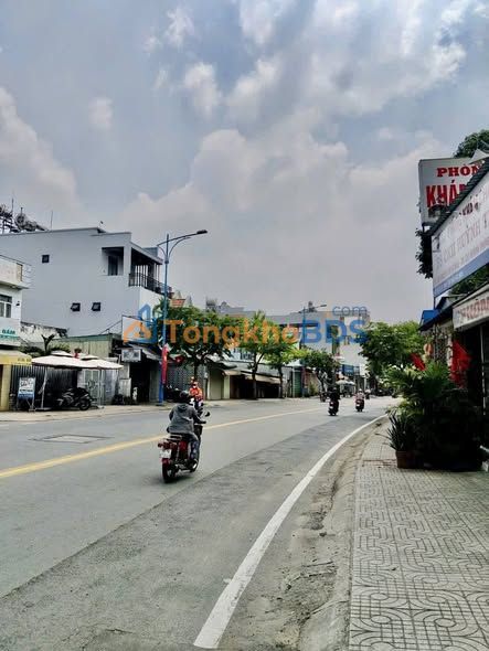 Nhà Mặt Tiền Lê Lợi Hóc Môn 84m² - Kinh doanh Đa Ngành Nghề - 8.8 Tỷ