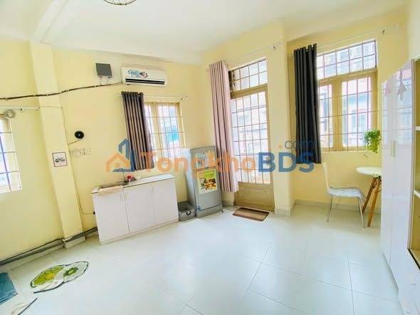 Phòng Trọ Lầu 2 CMT8, Q10 - Giá 5.2 Triệu, Tự Do Giờ Giấc