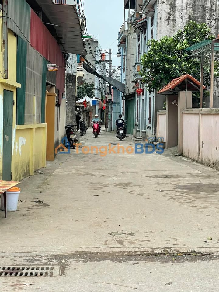 Đất nền Cổ Bi 70m² đường ô tô, giá 5.5 tỷ - Sổ đỏ sẵn sàng