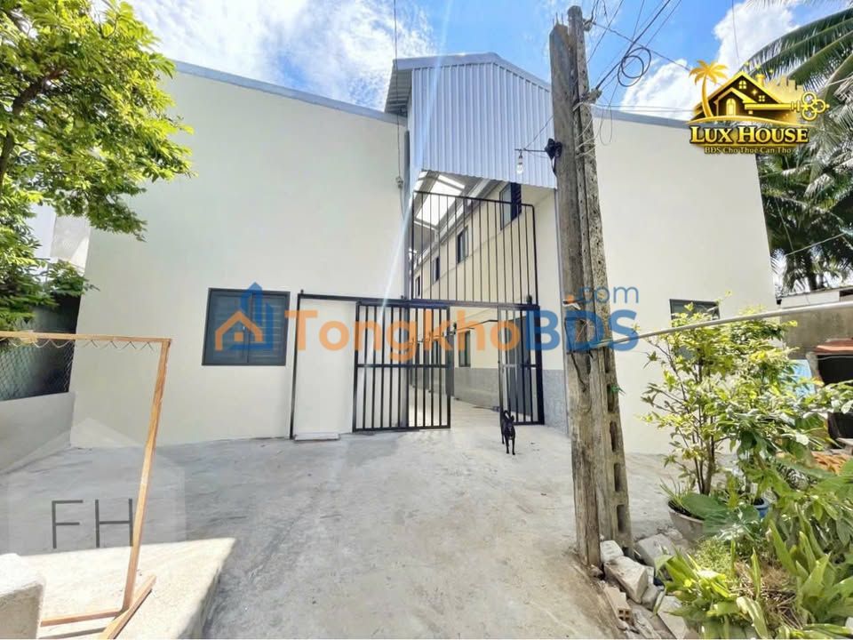 Nhà Liền Kề 30m² Giá 2.5 Triệu/Tháng - Gần ĐH Cảnh Sát, Cần Thơ
