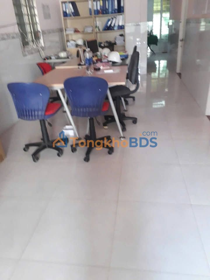 Cho thuê nhà 96m² Cầu Trà Nóc, Bình Thủy - Giá 4 triệu/tháng, 3 PN, Ô tô vào nhà