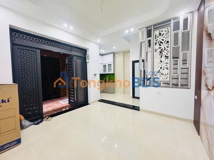 Nhà Lô Góc Phương Canh 5 Tầng - 32.5m² - Chỉ 6 Tỷ - Sổ Hồng Sẵn Sàng
