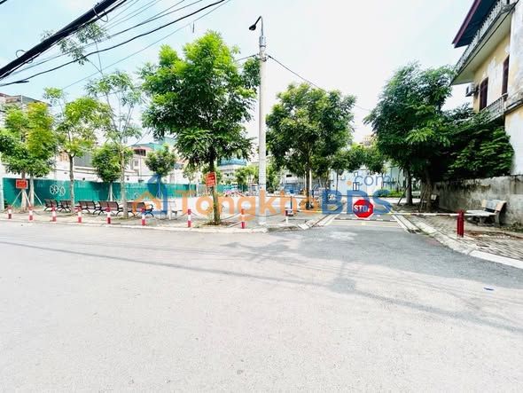 Nhà 40.3m² Giải Phóng, 5 Tầng, Ô Tô Đỗ Cửa - 12 Tỷ