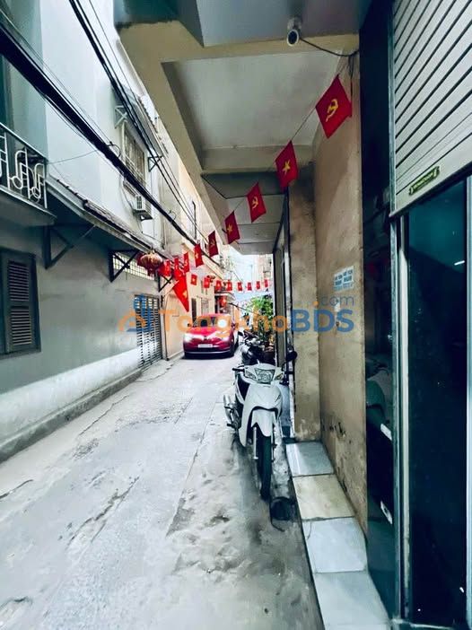 Nhà Mặt Tiền Kinh Doanh Xuân Thủy 40m² Cầu Giấy - Cạnh Ga Metro, 9.x Tỷ