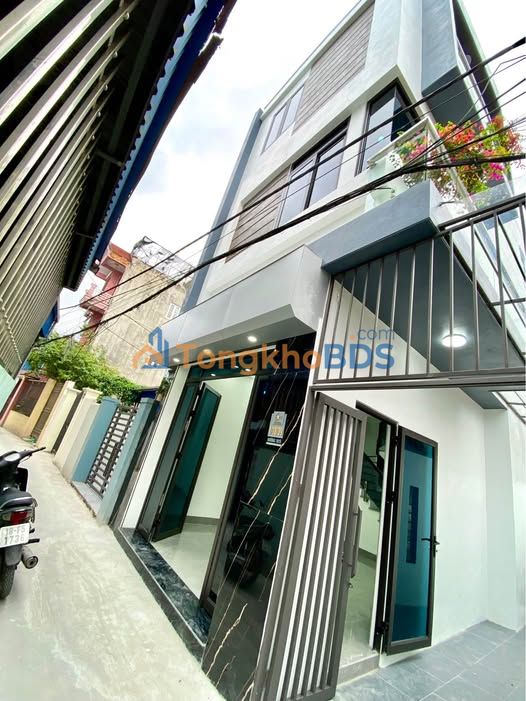 Nhà 3 Tầng Lô Góc Đường 19/5, Nam Định - 48.3m² Giá 2.5 Tỷ