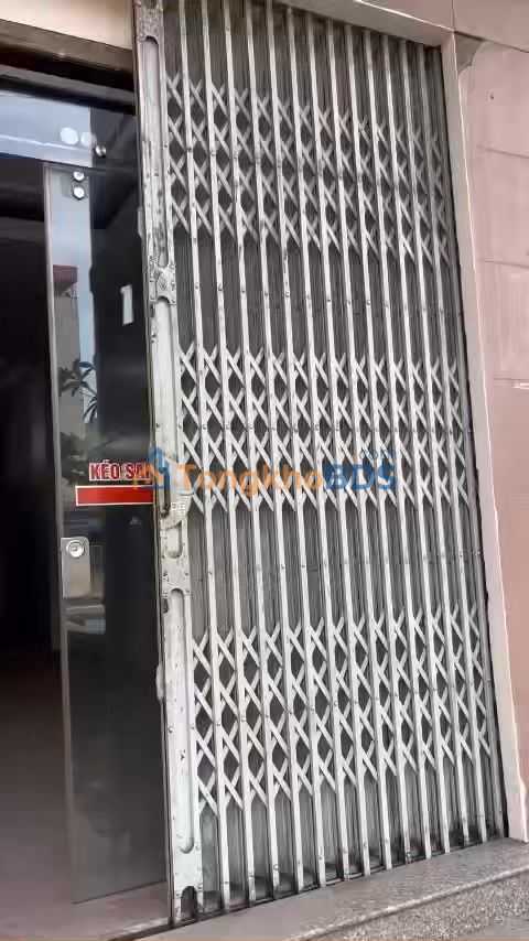 Cho thuê nhà mặt phố Giải Phóng 70m² x4 tầng - Kinh doanh đắc lợi