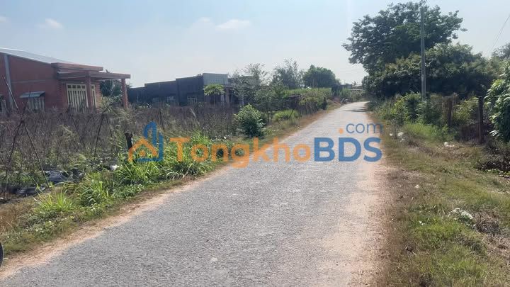 Đất nền Hiệp Thạnh Tây Ninh 682m² 700 triệu - Đường to ô tô