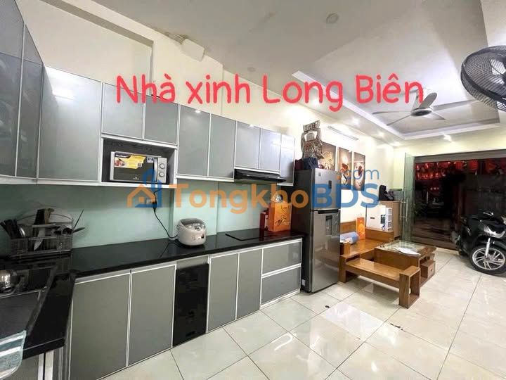 Nhà Ngọc Lâm, Long Biên 40m² - View Mipec, Sát Cầu Chương Dương - 8 Tỷ