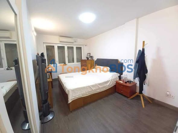 Nhà 2 Mặt Ngõ Ô Tô Tránh Cầu Giấy 45m² - Gần Đại Học Mỏ