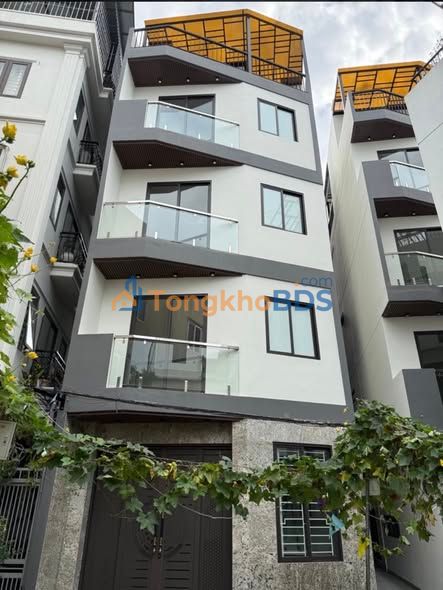 Nhà Góc 2 Mặt Tiền Thanh Am, Long Biên - 5 Tầng, 45m², Sổ Đẹp - 5.6 Tỷ