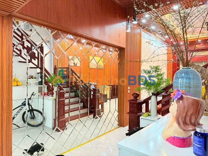 Nhà 4 Tầng Kinh Bắc, Bắc Ninh - 69.3m² Giá 7 Tỷ