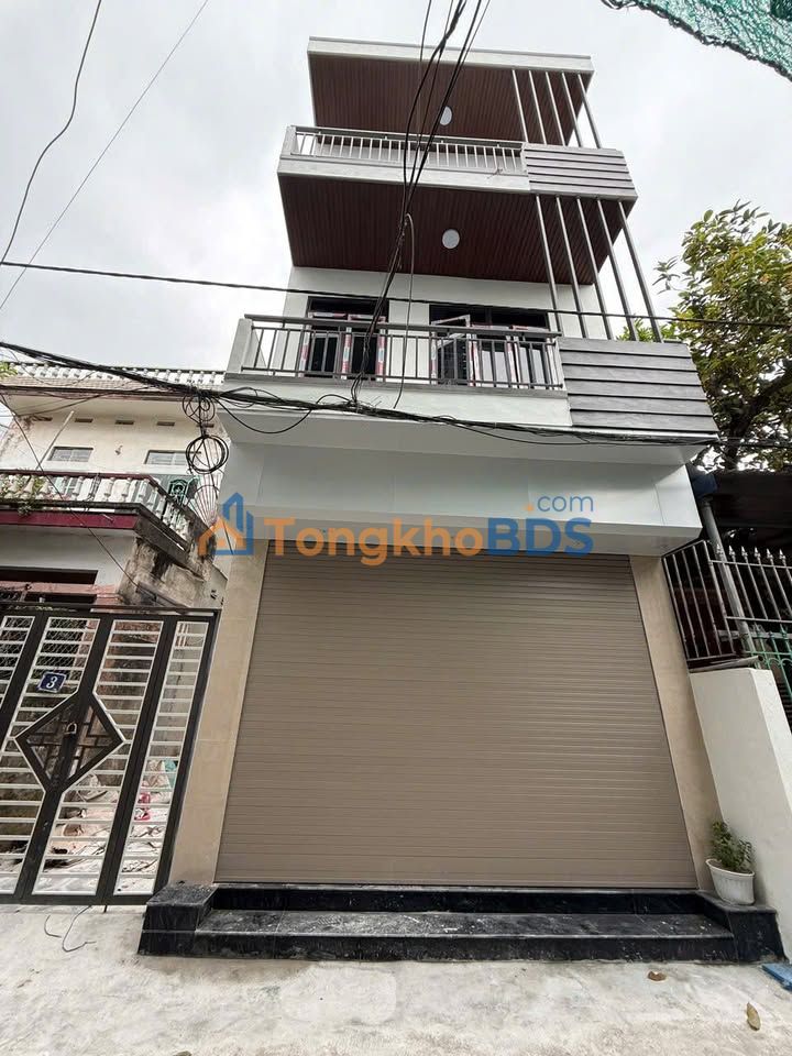 Bán Gấp Nhà 3 Tầng Trần Huy Liệu, Nam Định - 69m², 3 Tỷ 3