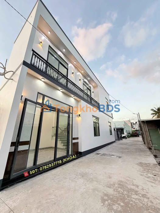 Nhà 2 Tầng 100m² Hẻm Ôtô Trần Hưng Đạo, Sóc Trăng - Sổ Hồng Riêng