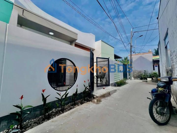 Bán Nhà Ấp 4 Mỹ Tho 72m² - Sổ Hồng Sẵn Sàng