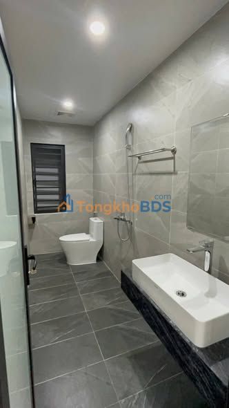 Nhà Riêng 8 Tầng Kinh Doanh Đắc Lộc - Lạc Long Quân, Tây Hồ - 32 Triệu/Tháng