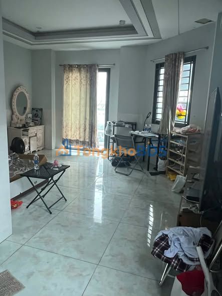 Nhà Mặt Tiền Nguyễn Văn Lạc 142m² - Dòng Tiền 150 Triệu/Tháng - Giá 39 Tỷ