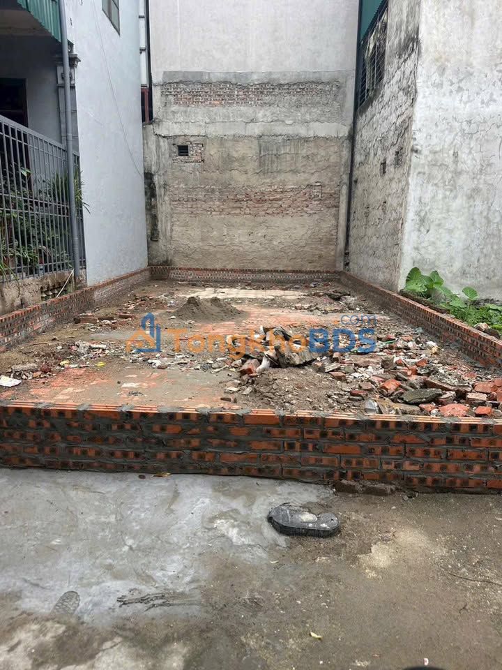 Đất Yên Phú - Thanh Trì 50m² Sổ Đỏ Sẵn Sàng - Giá 5.85 Tỷ