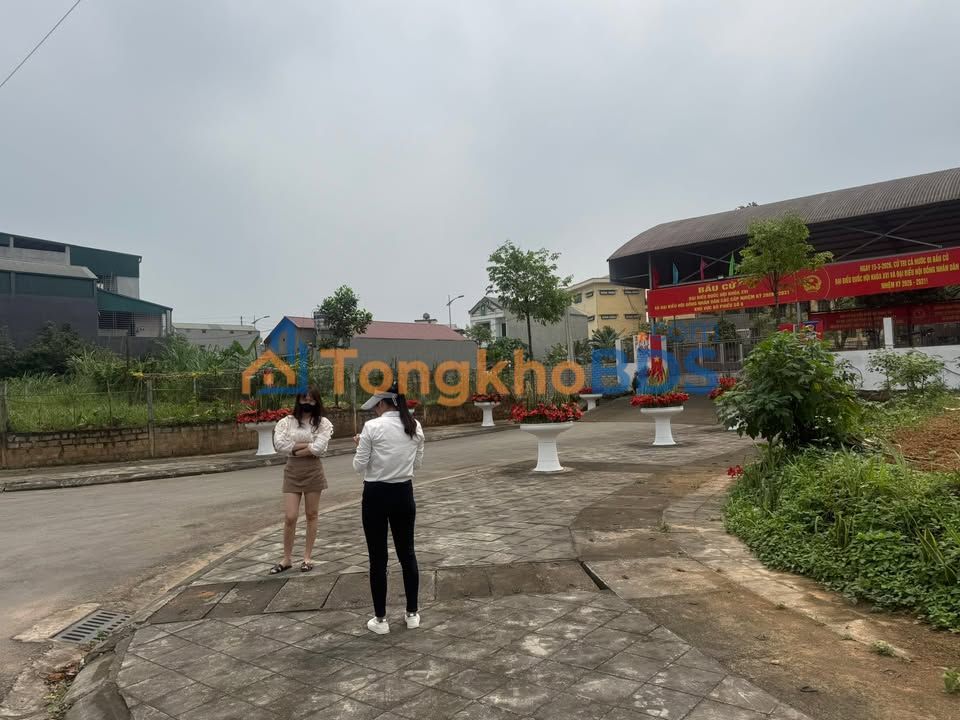 Đất Yên Bái 166m² - Trung tâm hành chính, 2 mặt đường, giá 2 tỷ