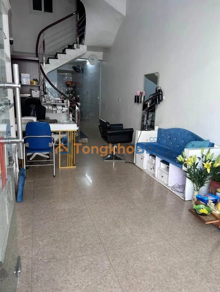 Mặt Đường Cao Xanh Hạ Long - 38.4m² Kinh Doanh Đa Ngành - 3 Tầng Giá 4.9 Tỷ