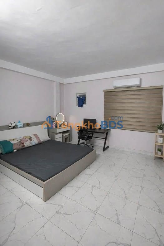 Nhà Nguyên Căn 32m² x 4 Tầng, 2PN, Ngõ 228 Tam Trinh, Hoàng Mai - Giá 9 Triệu