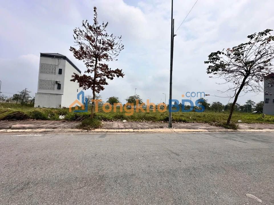 Đất Nam Vĩnh Yên 85m²/3 tỷ - Đường to ô tô