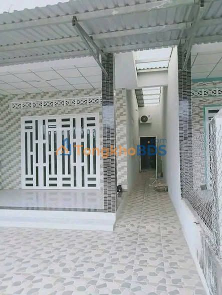 Bán nhà 195m² Hướng Nam, Đức Hòa Long An - Giá 1.95 Tỷ