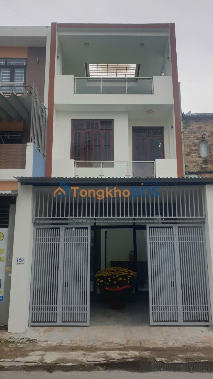 Nhà Mặt Tiền Trần Quang Diệu, Quảng Ngãi - 96m², 3 Tầng, 4.5 Tỷ