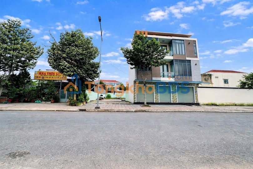 Bán Đất Thổ Vĩnh Long 240m² - Gần Vòng Xoay Trường An - Sinh Thái