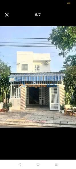 Nhà Mặt Tiền Đường Hòa Long, Bà Rịa - 97.5m² - Giá 2.69 Tỷ - Sẵn Sàng Kinh Doanh