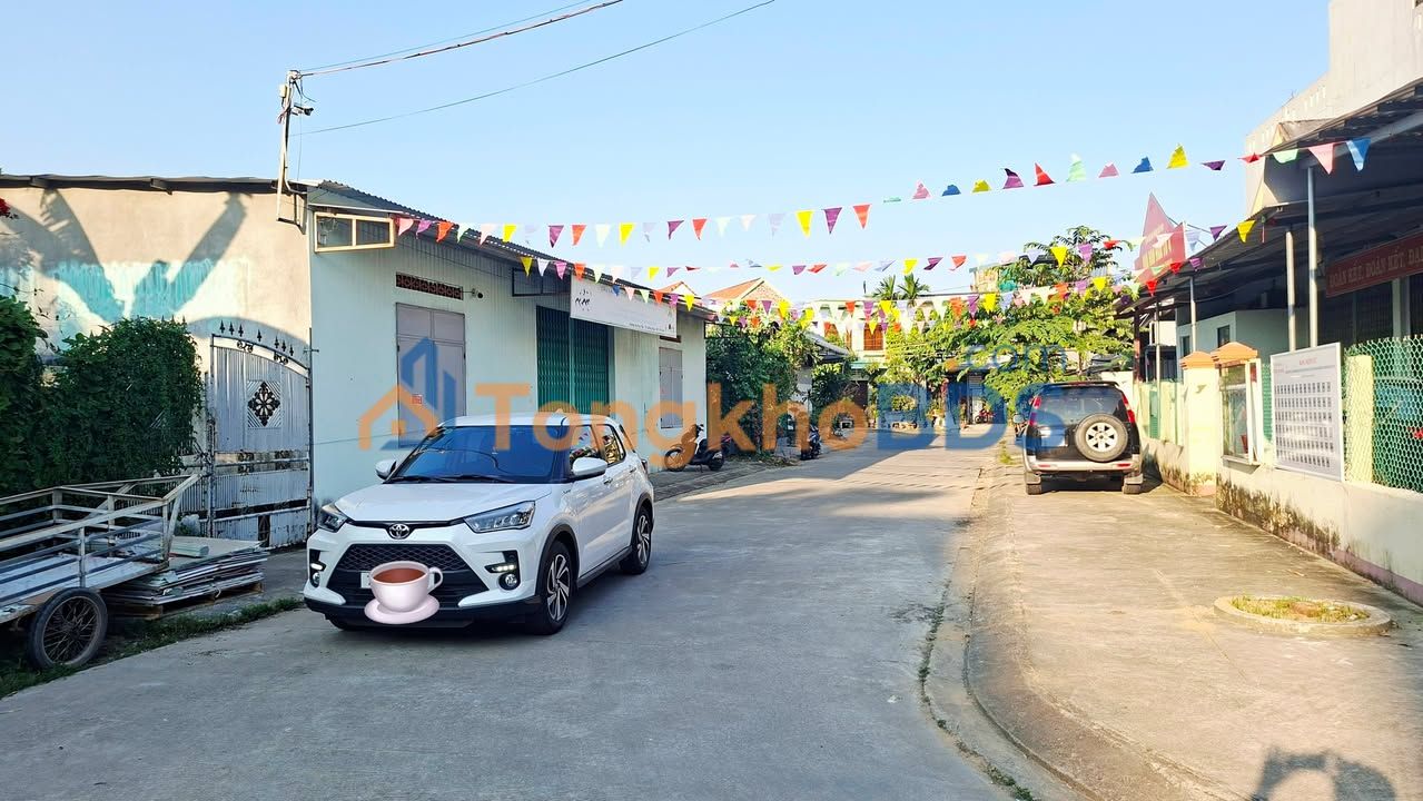 Bán Đất Tặng Nhà Cấp 4 - Phường Cẩm Thành, Quảng Ngãi - 119.5m² - 3.x Tỷ