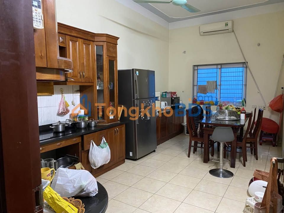 Nhà Văn Quán, Hà Đông - 90m² 5 Tầng, Ô tô Đỗ Cổng, Tặng Nội Thất Cao Cấp