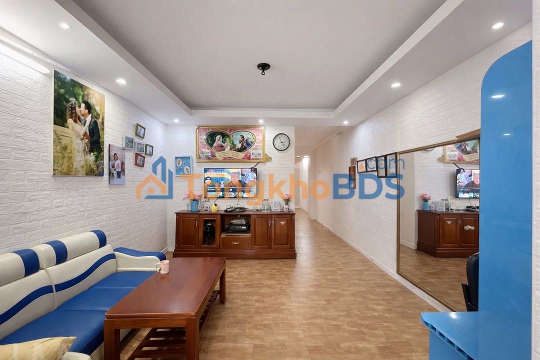 Chung cư Cầu Giấy 82m² - 4.x Tỷ, Kinh Doanh Tốt, Sổ Đỏ Riêng