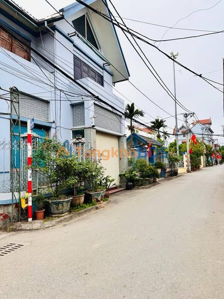 Nhà 5 Tầng Đông La, Hoài Đức 35m² - Sổ Đỏ Chính Chủ, Ô Tô Gần