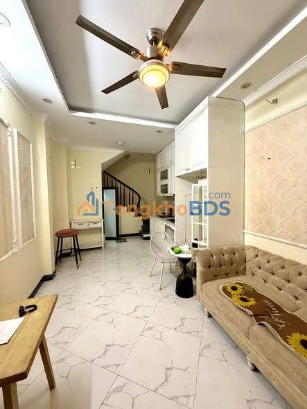 Nhà riêng Trung Phụng Đống Đa 30m² 6 tỷ - Ô tô vào tận nhà