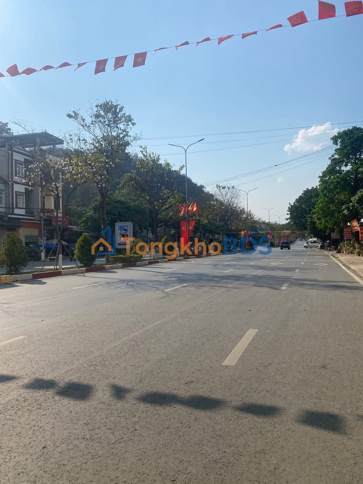 Bán đất biệt thự Mặt tiền QL6, Sơn La - 270m² thổ cư, giá 3.85 tỷ